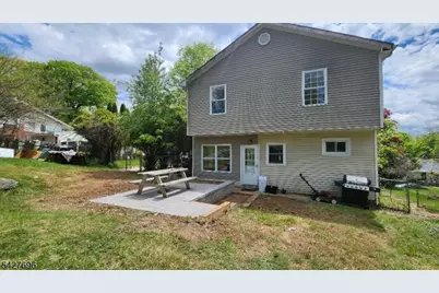 306 Nariticong Ave, Hopatcong, NJ 07843 - Photo 18