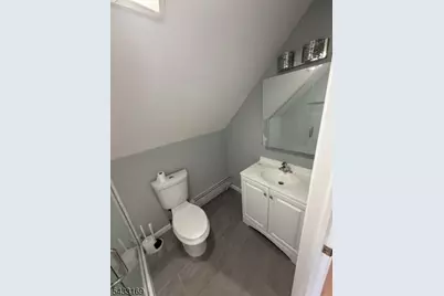 458 Livingston St #3, Elizabeth, NJ 07206 - Photo 4
