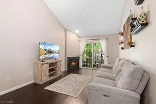 277 Winthrop Dr, Butler, NJ 07405 - Photo 6