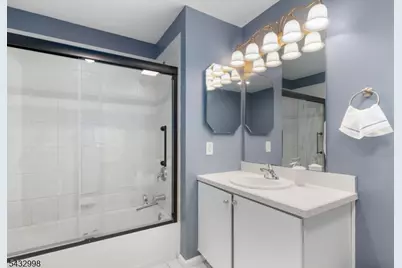 277 Winthrop Dr, Butler, NJ 07405 - Photo 16