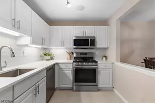 277 Winthrop Dr, Butler, NJ 07405 - Photo 10