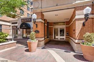 40 W Park Pl Unit, Morristown, NJ 07960 - Photo 16