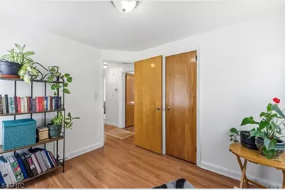 128 Livingston Rd, Linden, NJ 07036 - Photo 14