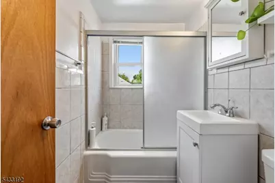 128 Livingston Rd, Linden, NJ 07036 - Photo 12
