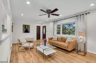 46 Rafkind Rd, Bloomingdale, NJ 07403 - Photo 6
