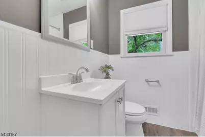 46 Rafkind Rd, Bloomingdale, NJ 07403 - Photo 24