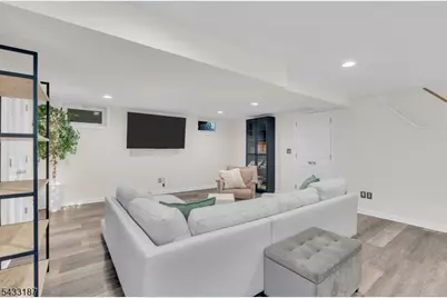 46 Rafkind Rd, Bloomingdale, NJ 07403 - Photo 28