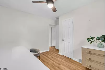 46 Rafkind Rd, Bloomingdale, NJ 07403 - Photo 22