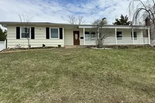 14 Rohn St, East Hanover Township, NJ 07936 - Photo 2