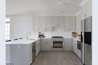 500 Central Avenue, Unit #301, Westfield, NJ 07090 - Photo 2