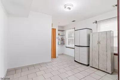 160 Stratton St, Piscataway Township, NJ 08854 - Photo 24
