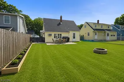 29 Central Ave, Pompton Lakes, NJ 07442 - Photo 34