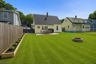 29 Central Ave, Pompton Lakes, NJ 07442 - Photo 34