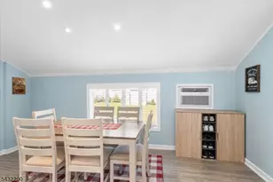 29 Central Ave, Pompton Lakes, NJ 07442 - Photo 14