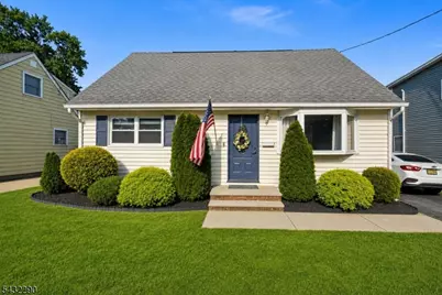 29 Central Ave, Pompton Lakes, NJ 07442 - Photo 1
