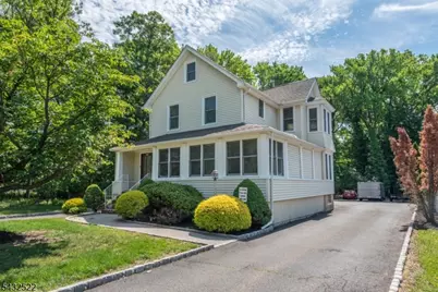 772 Union Blvd, Totowa, NJ 07512 - Photo 2