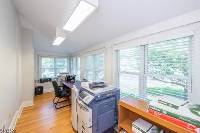 772 Union Blvd, Totowa, NJ 07512 - Photo 16