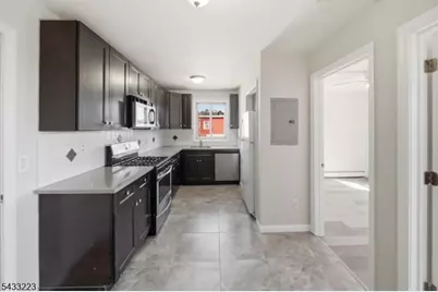 35 Columbia Ave, Passaic, NJ 07055 - Photo 2