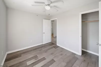 35 Columbia Ave, Passaic, NJ 07055 - Photo 8