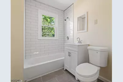 306 Smith St, Newark, NJ 07106 - Photo 40