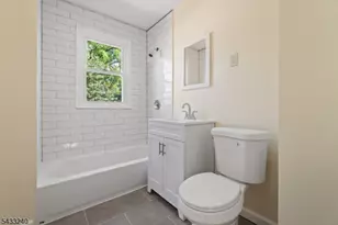 306 Smith St, Newark, NJ 07106 - Photo 40