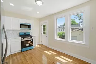 306 Smith St, Newark, NJ 07106 - Photo 14