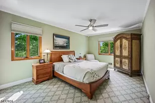 17 Stonewall Dr, Livingston, NJ 07039 - Photo 18