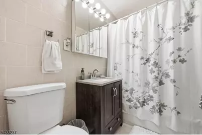 285 Aycrigg Ave #4J, Passaic, NJ 07055 - Photo 12