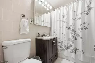 285 Aycrigg Ave, Passaic, NJ 07055 - Photo 12