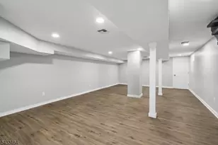 52 Central Ave, Dover, NJ 07801 - Photo 24