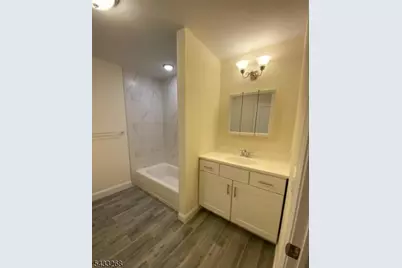 290 3rd St #D2, Hackensack, NJ 07601 - Photo 6