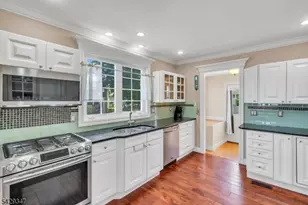 203 Jasinski Ave, Manville, NJ 08835 - Photo 10