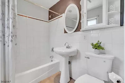 203 Jasinski Ave, Manville, NJ 08835 - Photo 14