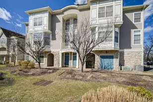 103 Crown Ct, Livingston, NJ 07039 - Photo 2