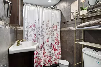 280 Nesbit Ter, Irvington, NJ 07111 - Photo 8