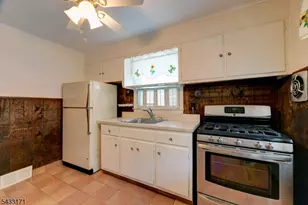 33 S Valley Rd, Lincoln Park, NJ 07035 - Photo 8
