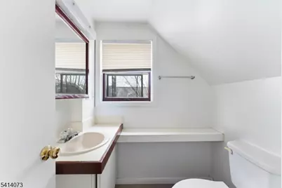 2455 3rd St, Fort Lee, NJ 07024 - Photo 14