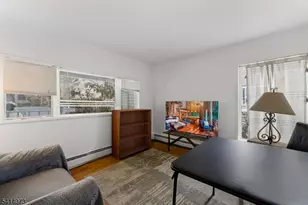 2455 3rd St, Fort Lee, NJ 07024 - Photo 18