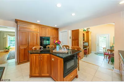 68 Musiker Ave, Randolph Township, NJ 07869 - Photo 20