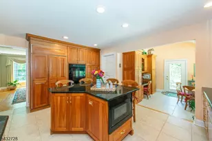 68 Musiker Ave, Randolph Township, NJ 07869 - Photo 20