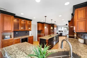1531 Coles Ave, Mountainside, NJ 07092 - Photo 10