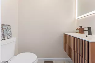 10 Old Rifle Camp Rd, Woodland Park, NJ 07424 - Photo 16