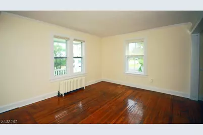 82 Linden Ave, North Plainfield, NJ 07060 - Photo 10