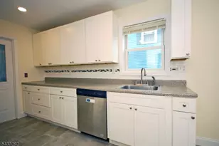 82 Linden Ave, North Plainfield, NJ 07060 - Photo 6