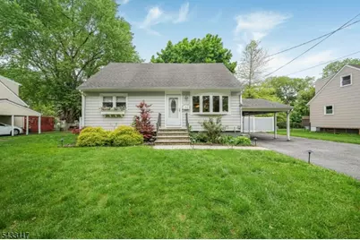 52 Barbara Dr, Pompton Lakes, NJ 07442 - Photo 2