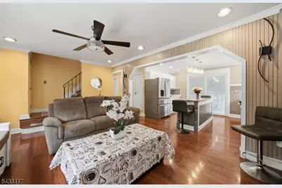 52 Barbara Dr, Pompton Lakes, NJ 07442 - Photo 6