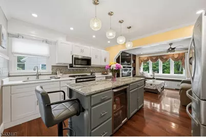 52 Barbara Dr, Pompton Lakes, NJ 07442 - Photo 8
