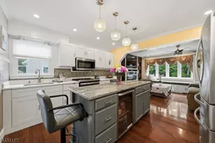 52 Barbara Dr, Pompton Lakes, NJ 07442 - Photo 8