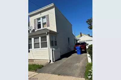 927 Meacham Ave, Linden, NJ 07036 - Photo 2