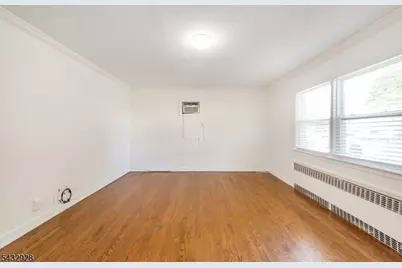 238 Westminster Pl, Lodi, NJ 07644 - Photo 4